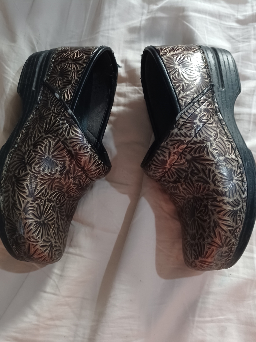 Embossed Floral Slip-On Shoes in Bronze